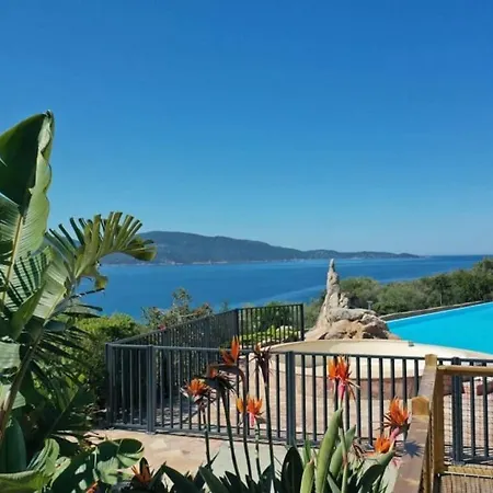 4 Etoiles - Piscine - Ccbfiee Campsite *